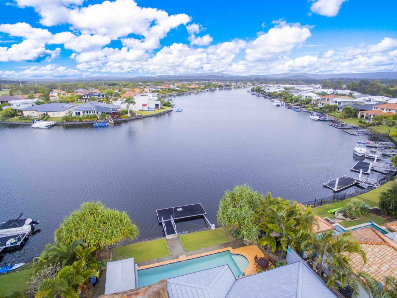 58 The Peninsula, Helensvale, Qld 4212 Property Details