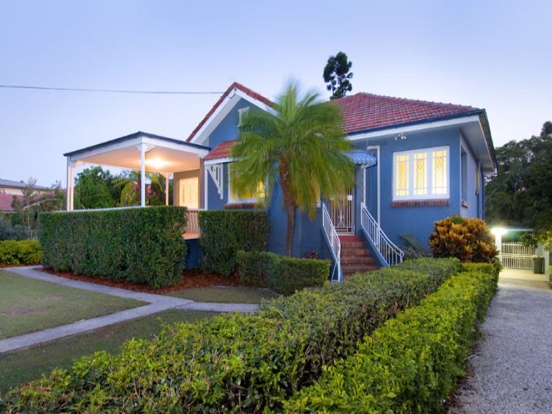 107 Hawken Drive, St Lucia, QLD 4067