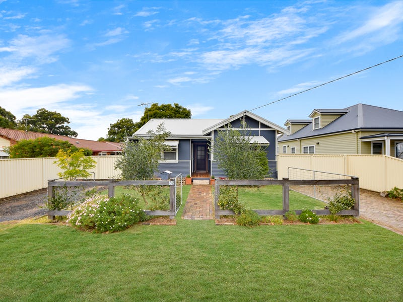 32 Harrington Street, Elderslie, NSW 2570 Property Details