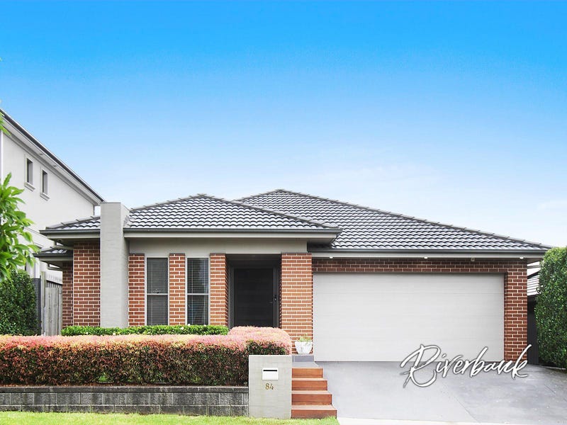 84 Flynn Avenue, Middleton Grange, NSW 2171