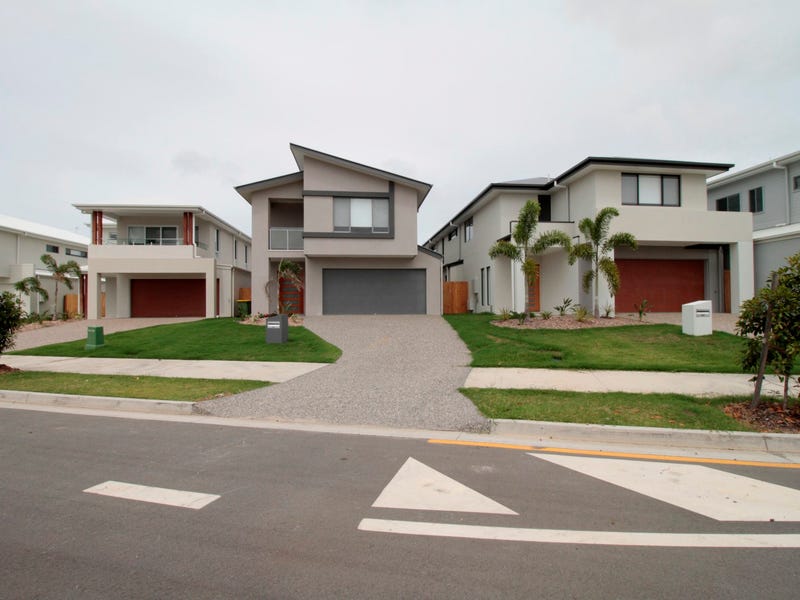 41 Sickle Avenue, Hope Island, Qld 4212