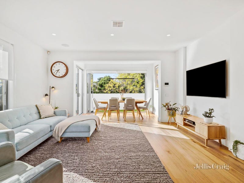 Real Estate & Property for Sale in Mornington, VIC 3931 (+1 location) Pg. 2