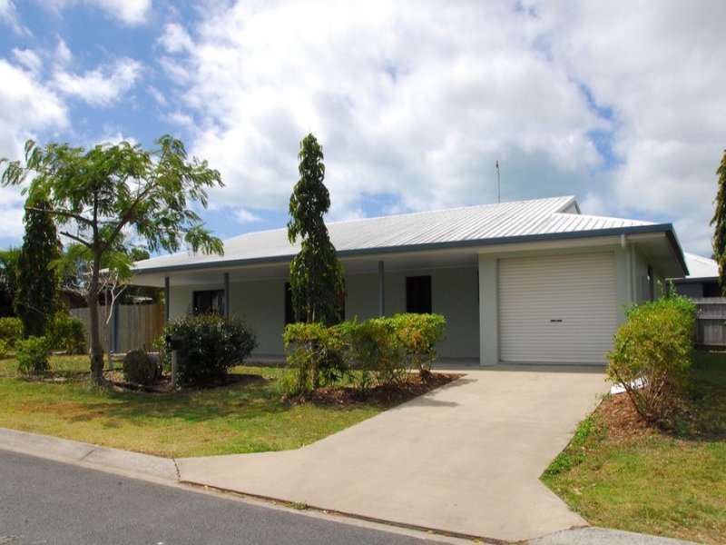 2 Shelley Close, Cannonvale, QLD 4802