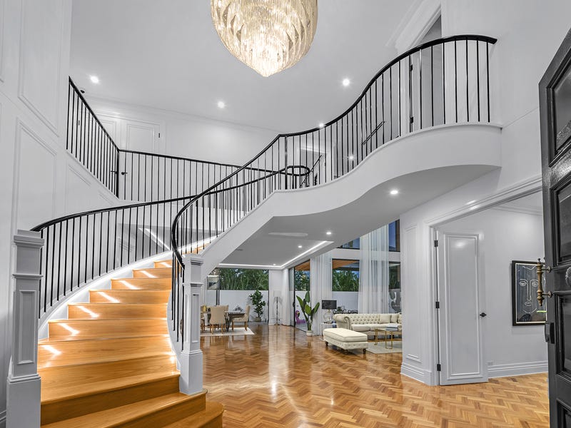 40 Sefton Road, Clayfield, Qld 4011 Property Details