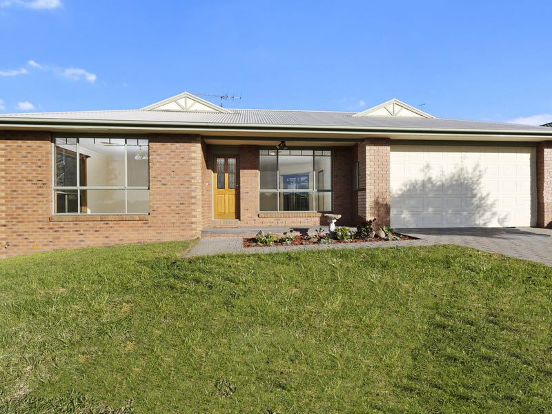 90 Parr Street, Leongatha, Vic 3953 Property Details