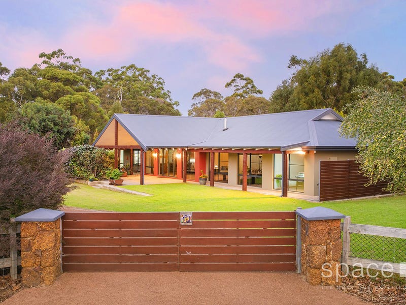 17 Burke Circle, Cowaramup, WA 6284 Property Details