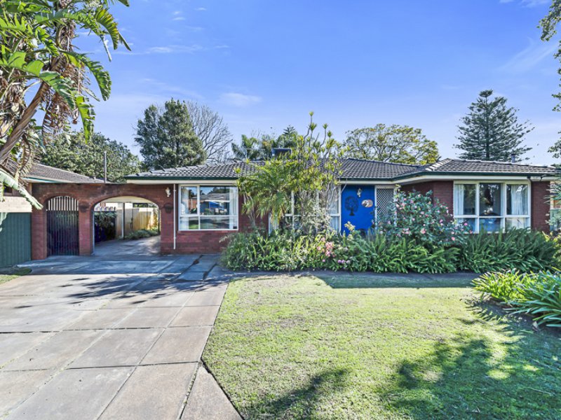 11 Kelton Way, Thornlie, WA 6108 Property Details