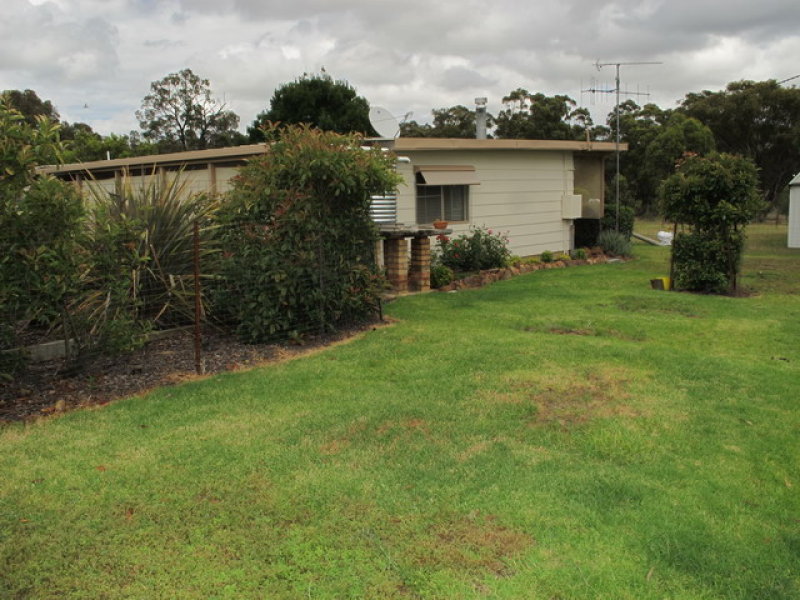1802 Blue Springs Road, Bungaba, NSW 2852