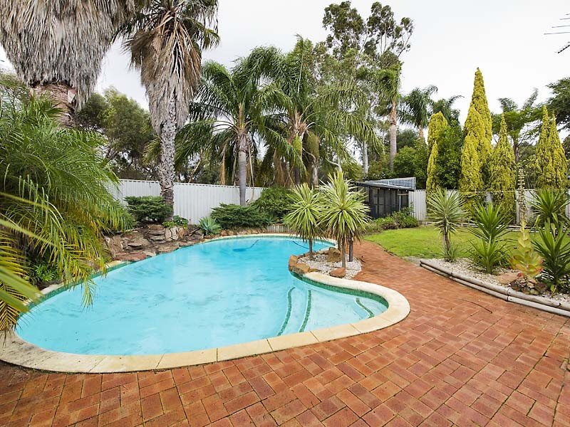 18 Guinevere Way, Carine, WA 6020