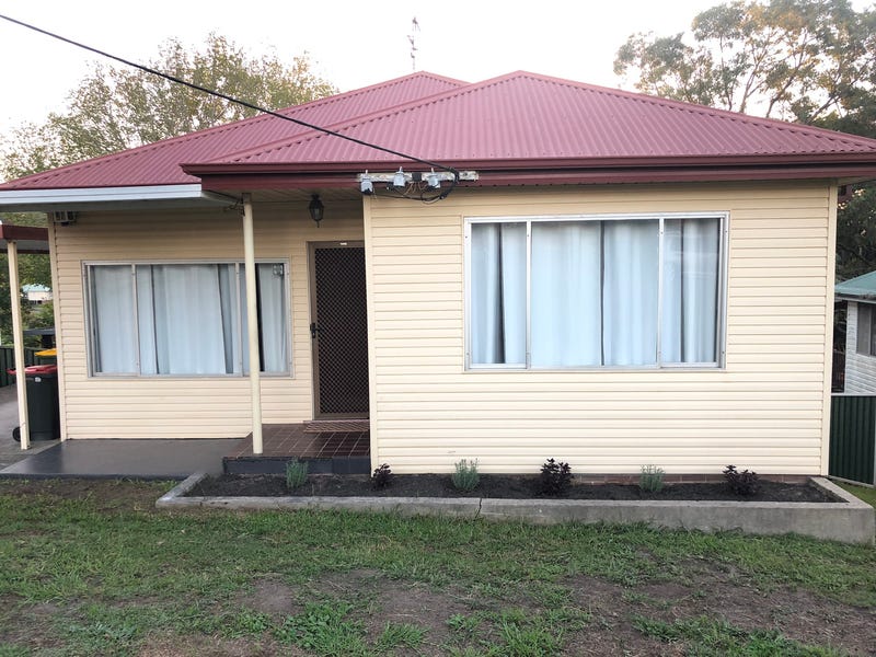 42 Acacia Avenue, Waratah West, NSW 2298