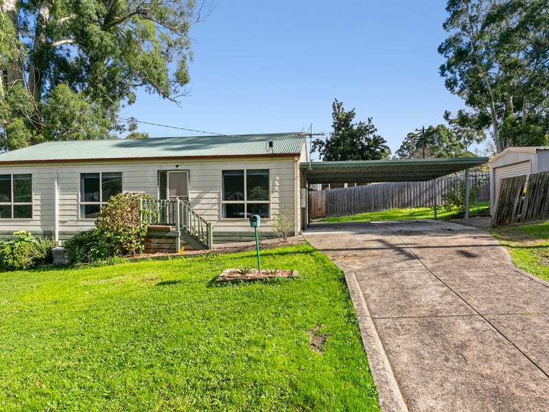 32 Patrick Street, Millgrove, Vic 3799 Property Details