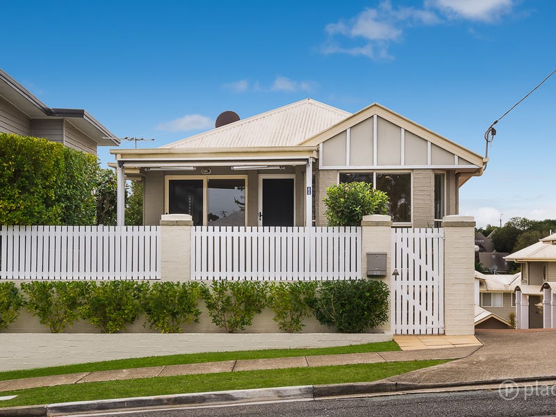 1/17 Arthur Terrace, Red Hill, Qld 4059 Townhouse for Sale