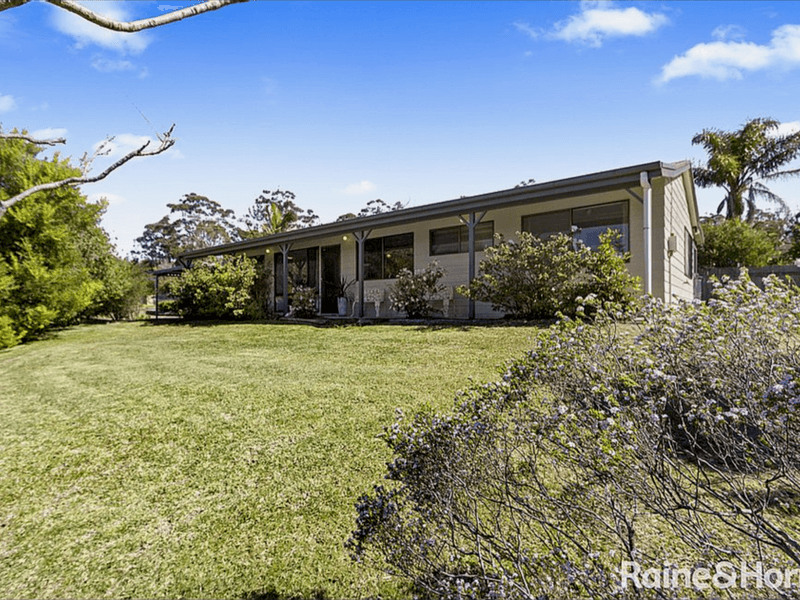26 Lyra Drive, Lake Tabourie, NSW 2539