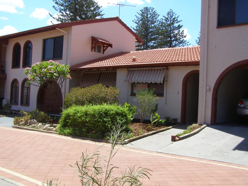 1820 Elsie Street, Watermans Bay, WA 6020