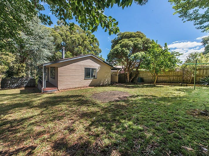 13 William Crescent, Millgrove, Vic 3799 Property Details