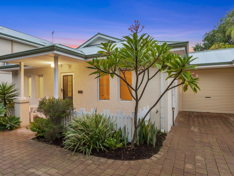 2/58 Drabble Road, Scarborough, WA 6019