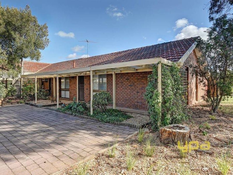 4/8789 Duncans Road, Werribee, Vic 3030 Property Details