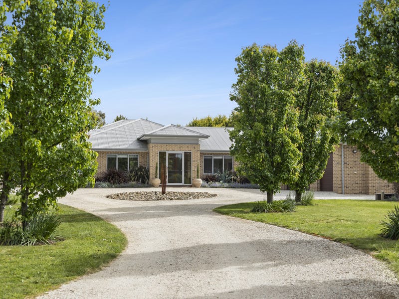 47 Stuart Drive, Woodend, Vic 3442 Property Details