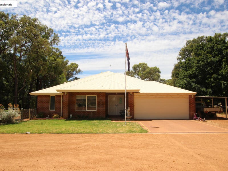 58 Mcdowell Street, Waroona, WA 6215