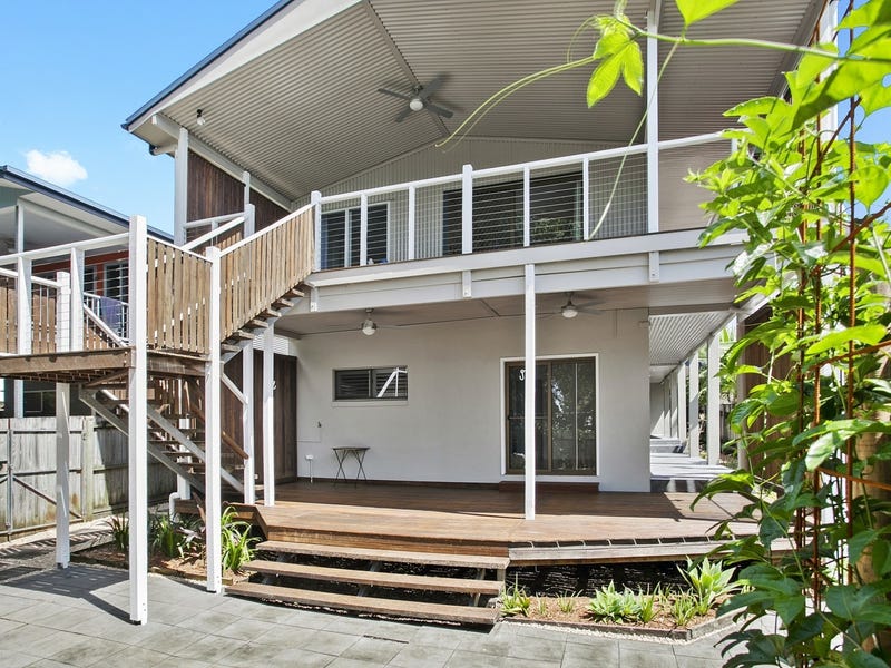 17 Vista Street, Boreen Point, QLD 4565