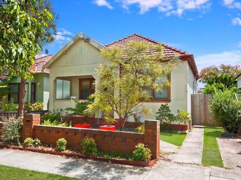 39 Monterey Street, Monterey, NSW 2217 Property Details