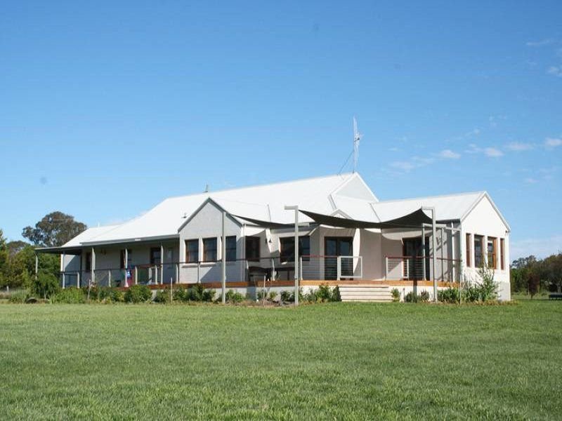 1349 Millthorpe Road, Millthorpe, NSW 2798 Property Details