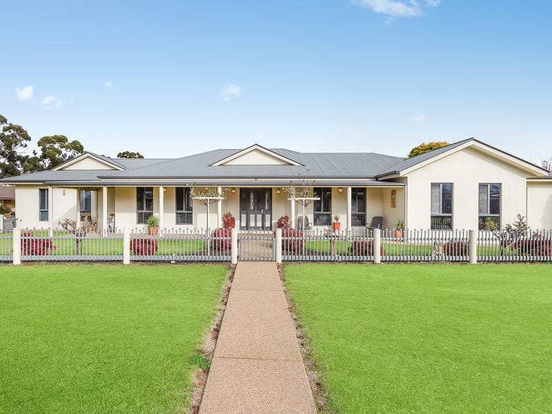 20 Bella Vista Drive, Leeton, NSW 2705 House for Sale