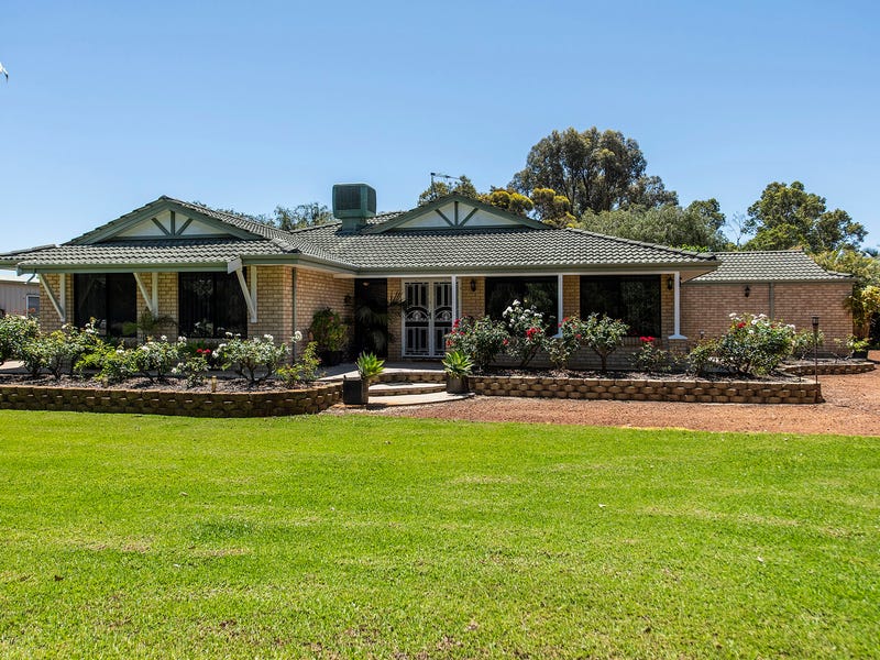 15 Middleton Close, Serpentine, WA 6125 Property Details