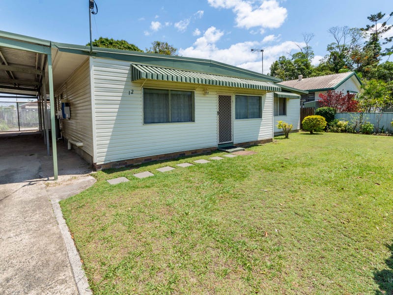 12 Beagle Avenue, Banksia Beach, QLD 4507