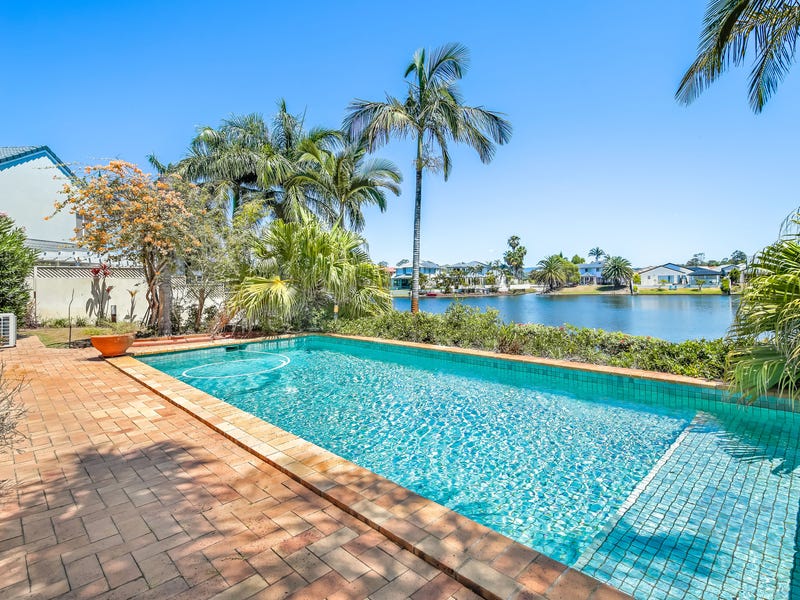 34/40 Cotlew Street East, Southport, Qld 4215 Property Details