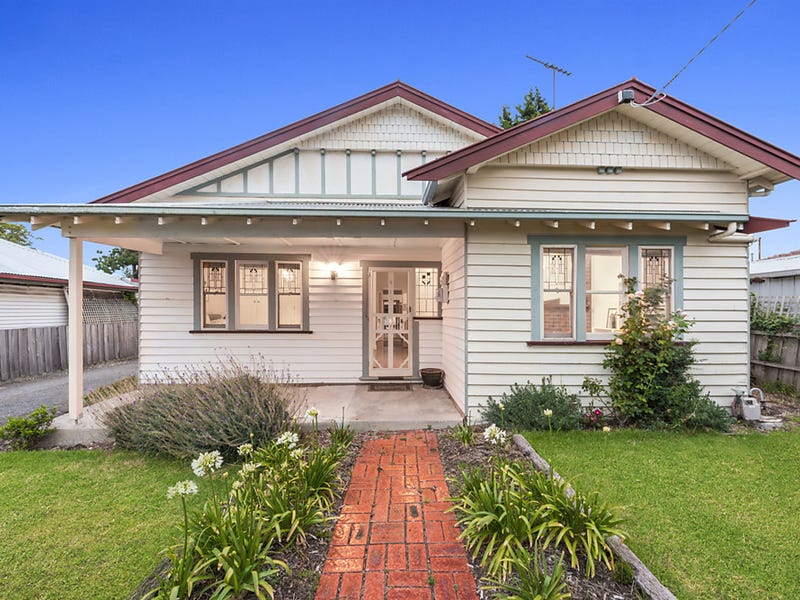 2 Perth Street, Belmont, VIC 3216