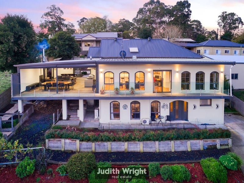 10 Mary Street, Bunyip, Vic 3815 Property Details