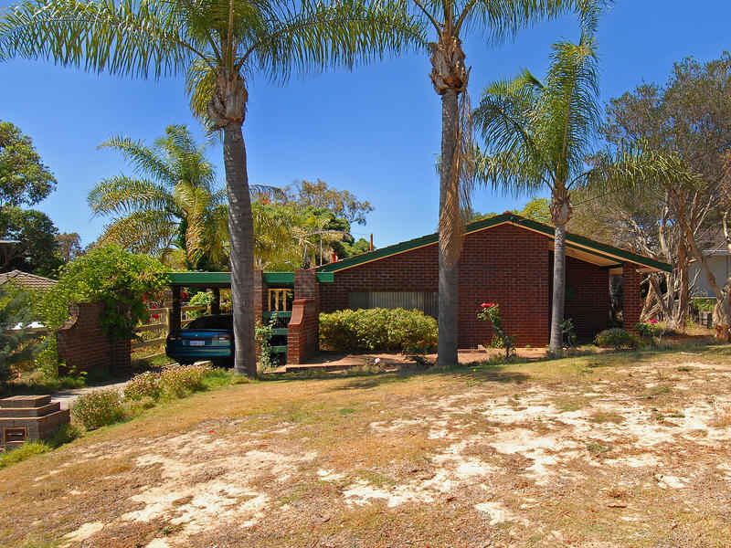 18 Farnley Way, Duncraig, WA 6023 Property Details