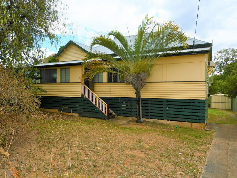 1 Bridge Street, Mount QLD 4714