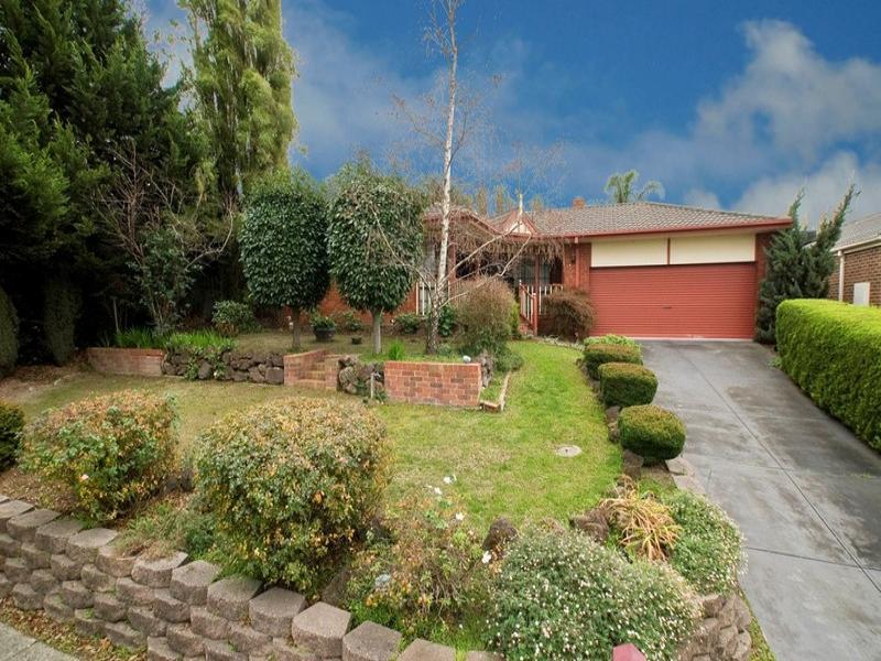 138 LAKEVIEW DRIVE, Lilydale, Vic 3140 Property Details