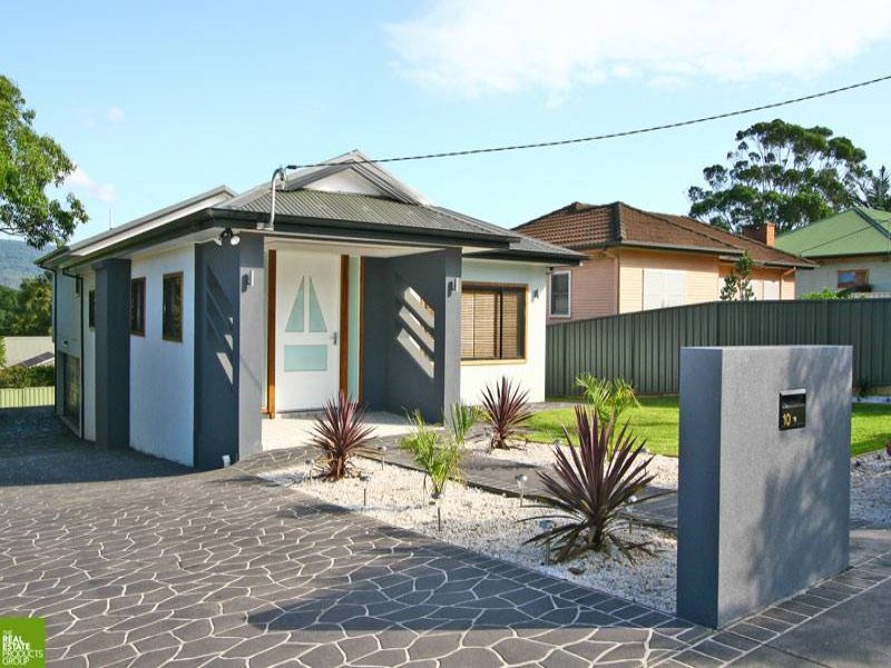 10 Mount Street, Mount Saint Thomas, NSW 2500