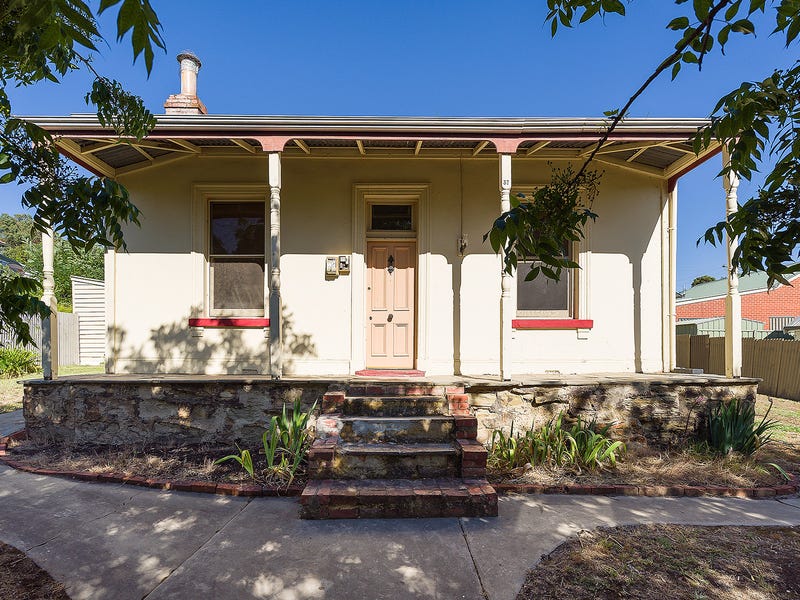 37 Bowden Street, Castlemaine, Vic 3450 Property Details