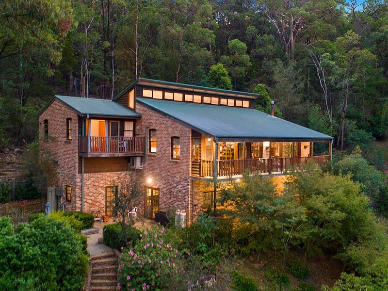 101 Serpentine Lane, Bowen Mountain, NSW 2753