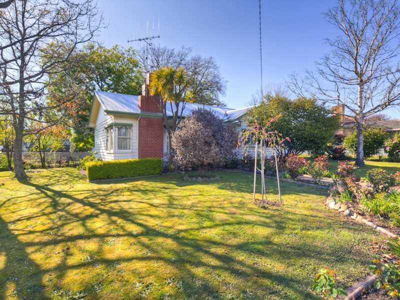 64 Napier Street, Creswick, Vic 3363 Property Details