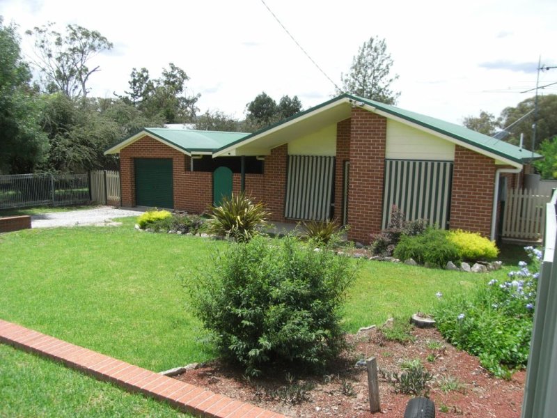 3 Chaffey Street, Kootingal, NSW 2340 Property Details