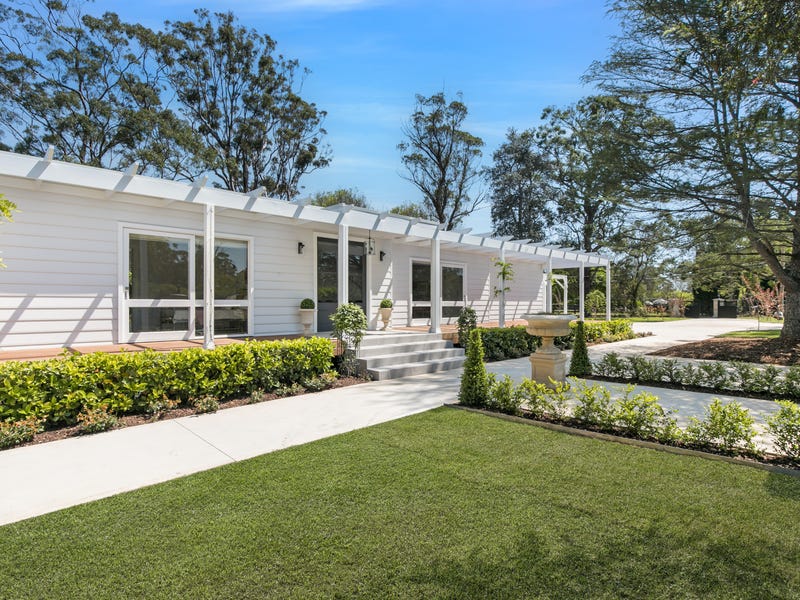 19 Cranstons Road, Middle Dural, NSW 2158