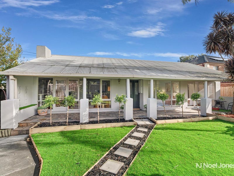 88 Wantirna Road, Ringwood, Vic 3134 House for Sale