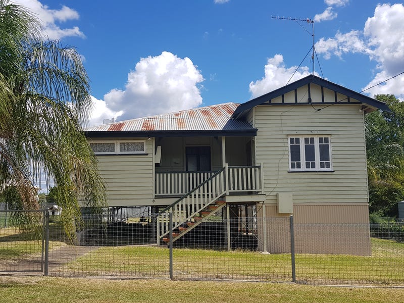8 Wheatley Street, Monto, QLD 4630