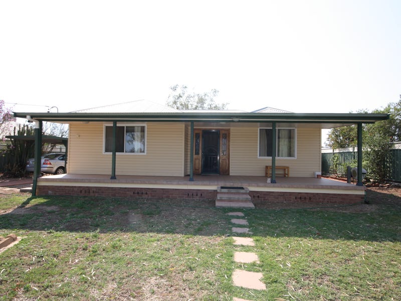 4 Baranbar Street, Narrabri, NSW 2390 House for Sale