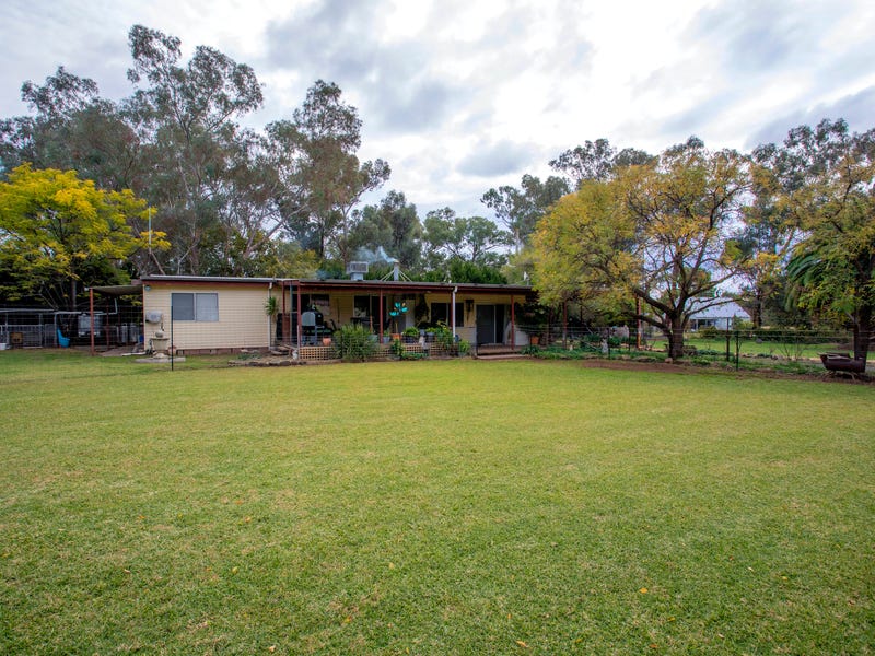 96 Boorowa Street, Koorawatha, NSW 2807 Property Details