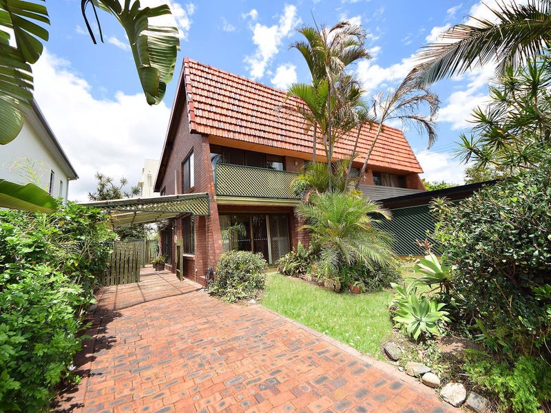 1/15 Messines Cres, Miami, QLD 4220