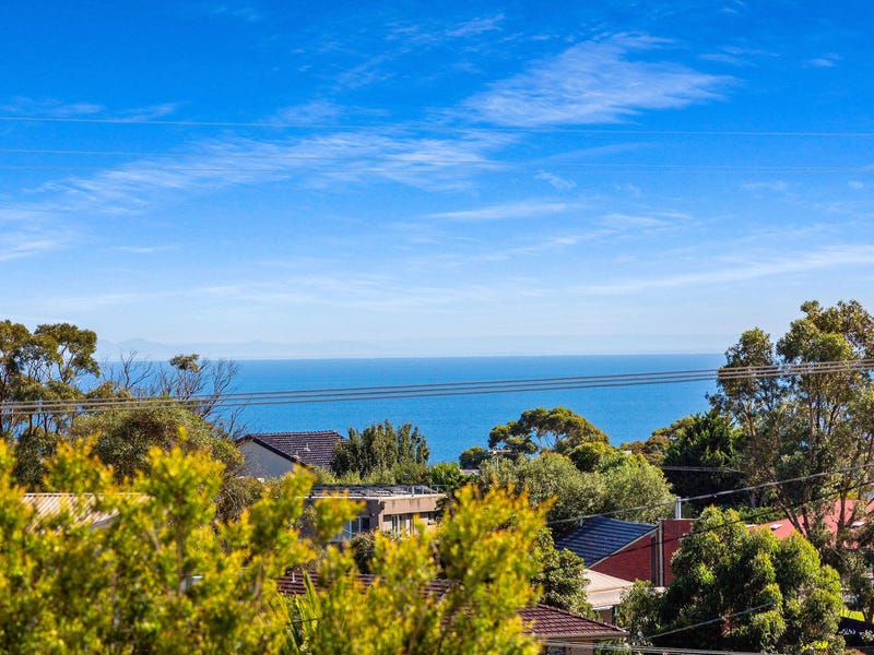 4 Glencoe Cres, Mount Martha, VIC 3934