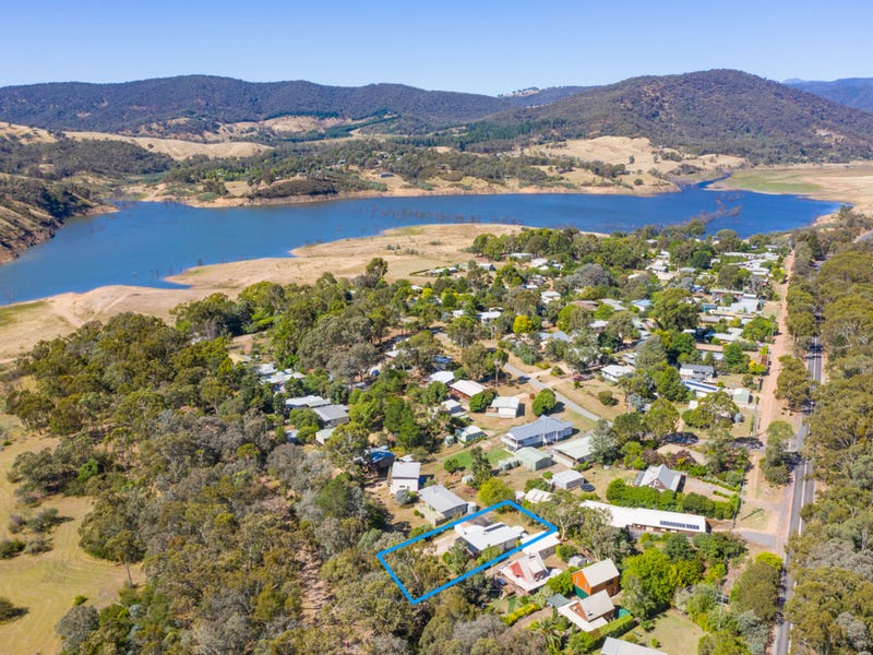 8 Road, Howqua Inlet, VIC 3723