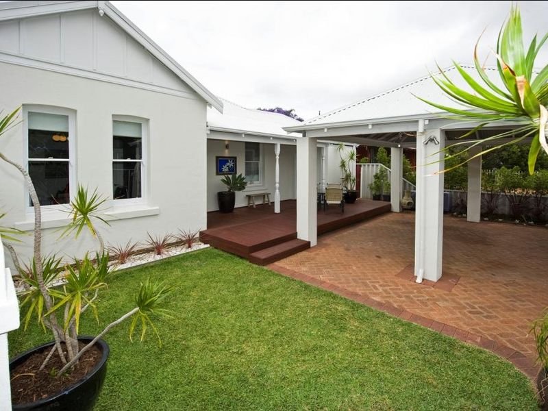 32 Geddes Street, Victoria Park, WA 6100