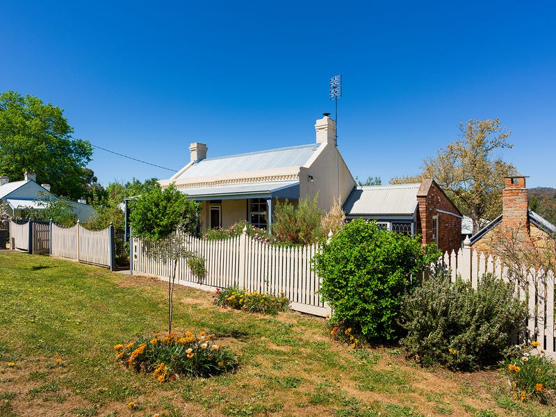 Rental Properties and Real Estate in Castlemaine, VIC 3450 realestate